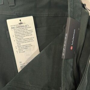 lululemon athletica Men's ABC Pant Slim - Dark Green